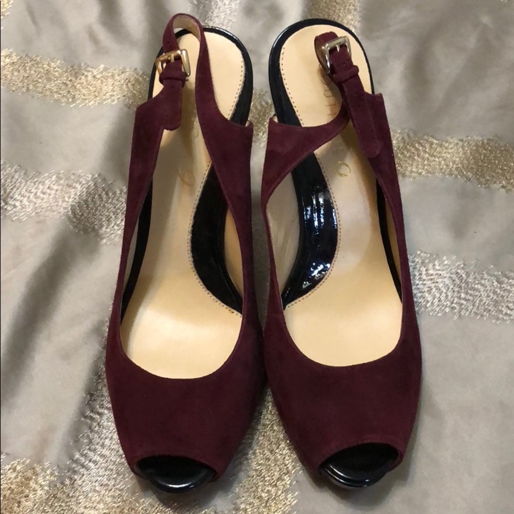 Boutique 9 Wine colored suede pumps